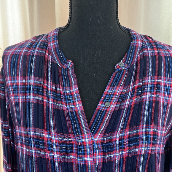 Flannel top 🖤 - Picture 2 of 14